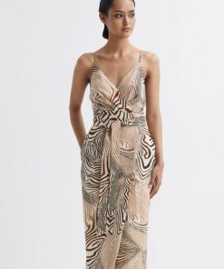 Weddingguestguide.shop14c551b3cd 1