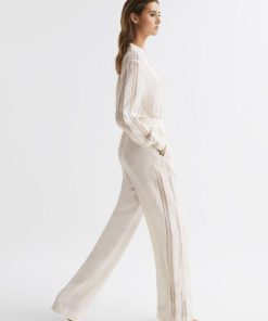 Weddingguestguide.shop15f2813a52 1