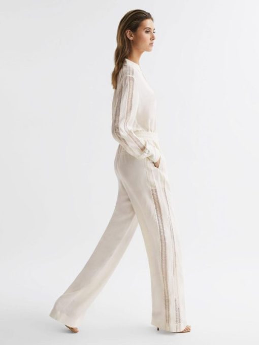 Weddingguestguide.shop15f2813a52 1