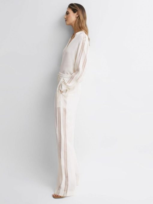 Weddingguestguide.shop15f2813a52 6