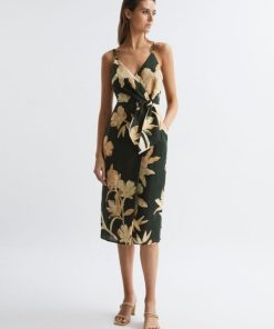 Weddingguestguide.shop1751bc4b88 1