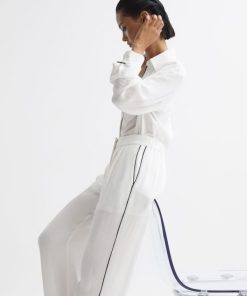 Weddingguestguide.shop27426d0c02 3
