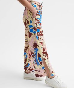 Weddingguestguide.shop5720f47ca1 6