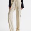 Weddingguestguide.shop5ca51014e8 1