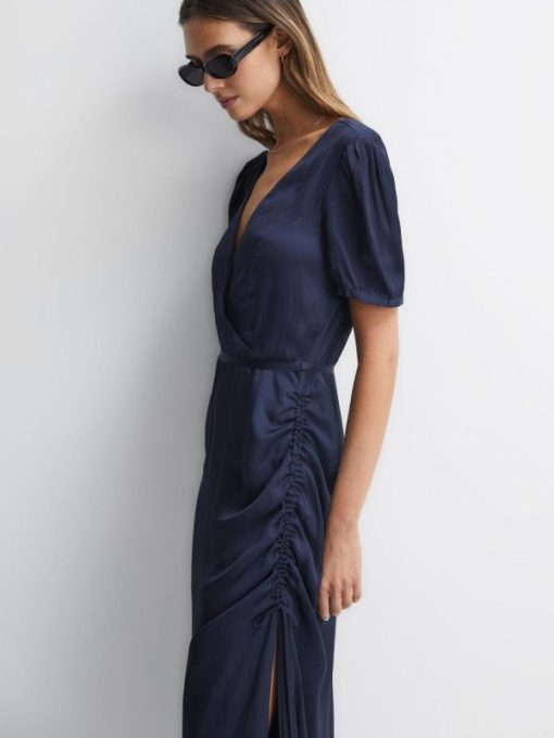 Weddingguestguide.shop627d07de83 4
