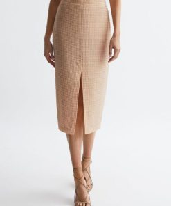 Weddingguestguide.shop681eebd828 6