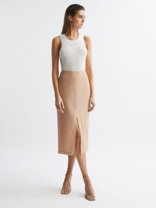Weddingguestguide.shop681eebd828 7