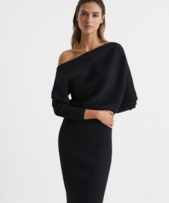 Weddingguestguide.shop69f1eb3032 1