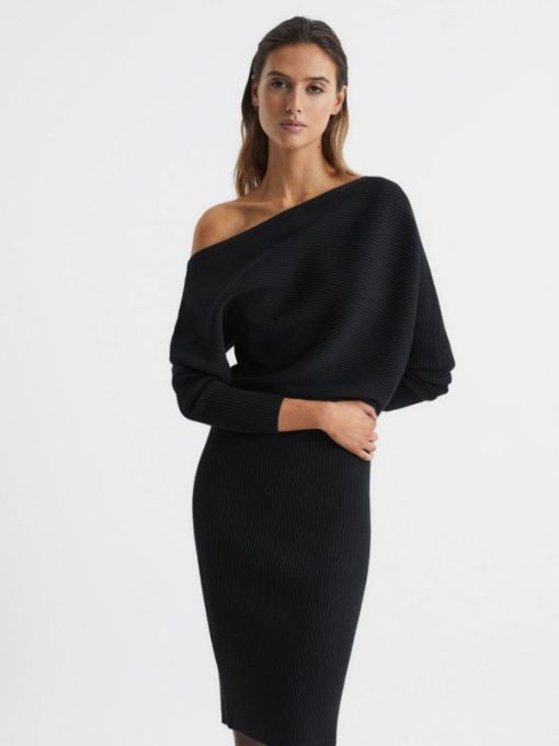Weddingguestguide.shop69f1eb3032 1