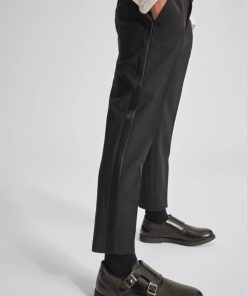 Weddingguestguide.shop8922ecae6a 1
