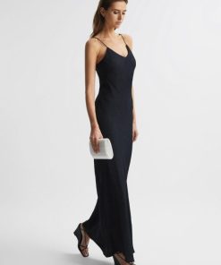 Weddingguestguide.shopbadb52692f 1