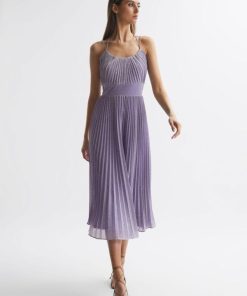 Weddingguestguide.shope42a103184 1